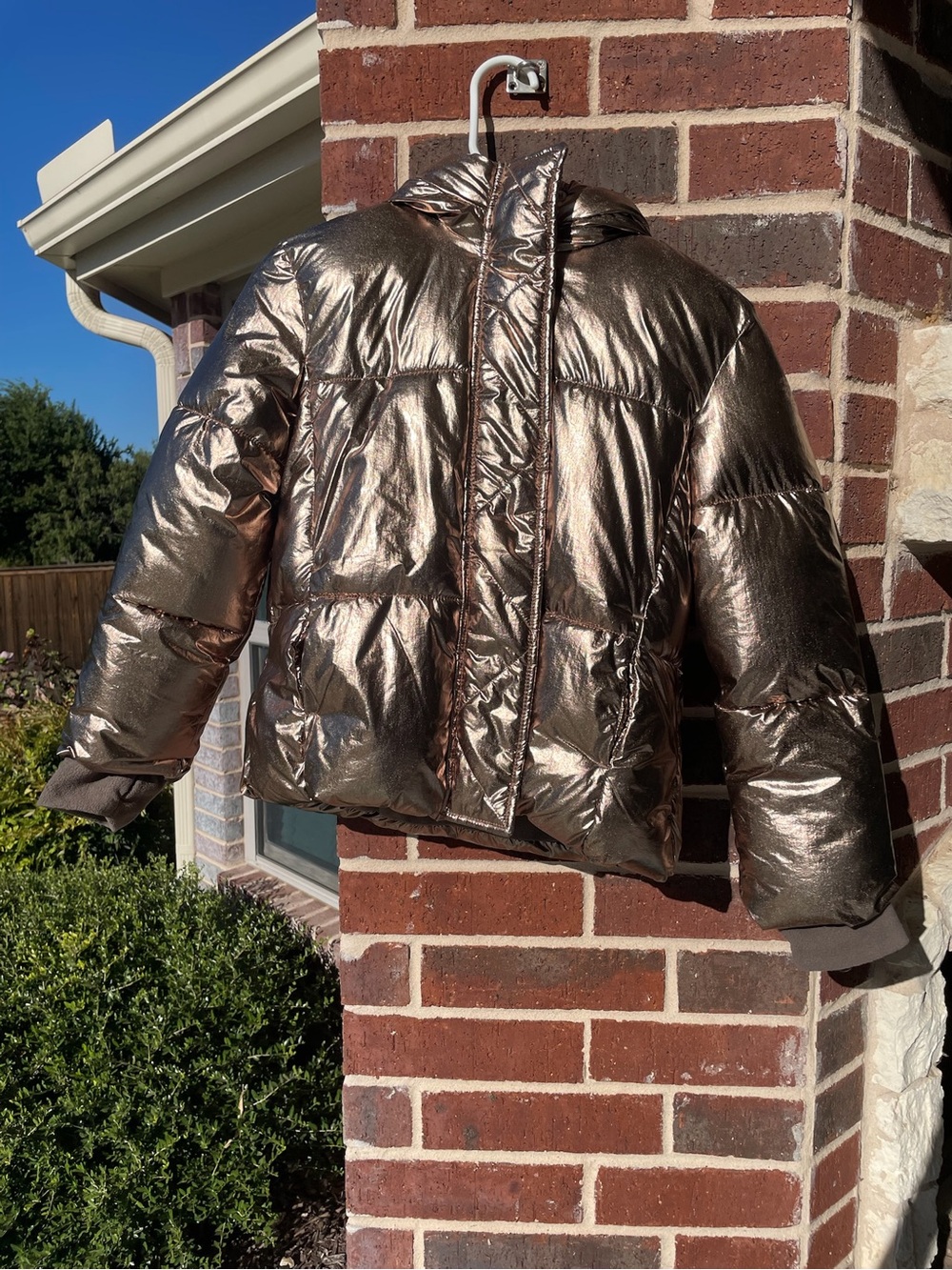 GAP Metallic Bronze Puffer Jacket - Women